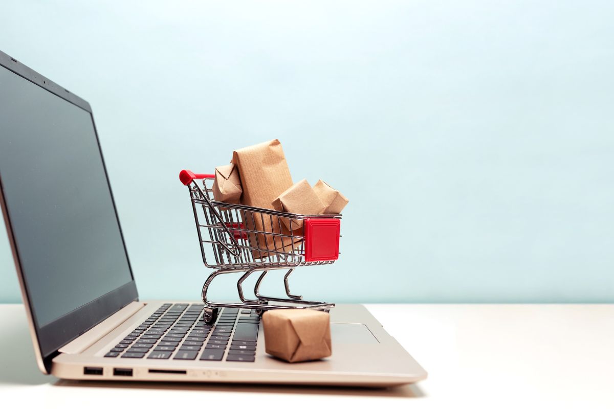 Product convenience and value for money were named as the most critical factors for consumers purchasing products online by the Australian Ecommerce Report for 2022.