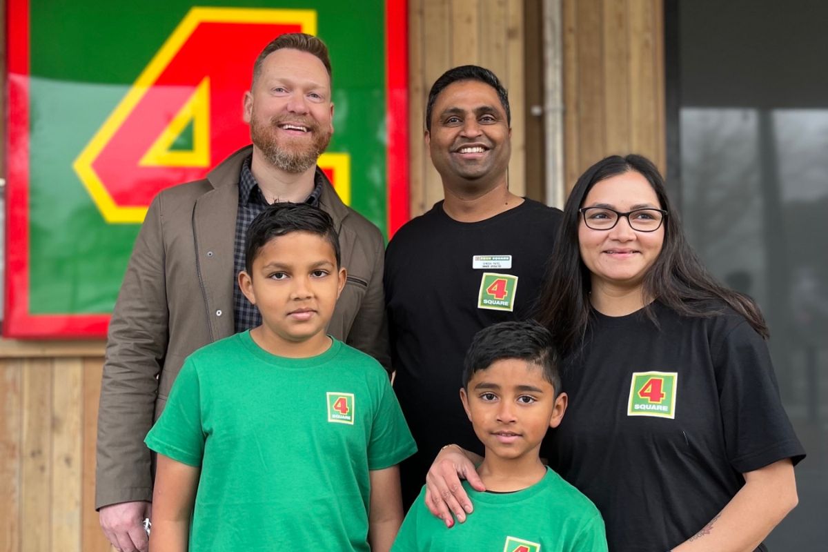 Dinesh and Nimisha Patel, long-time locals of Cambridge and well-known shop owners, have taken control of the new state-of-the-art Four Square in Cambridge.