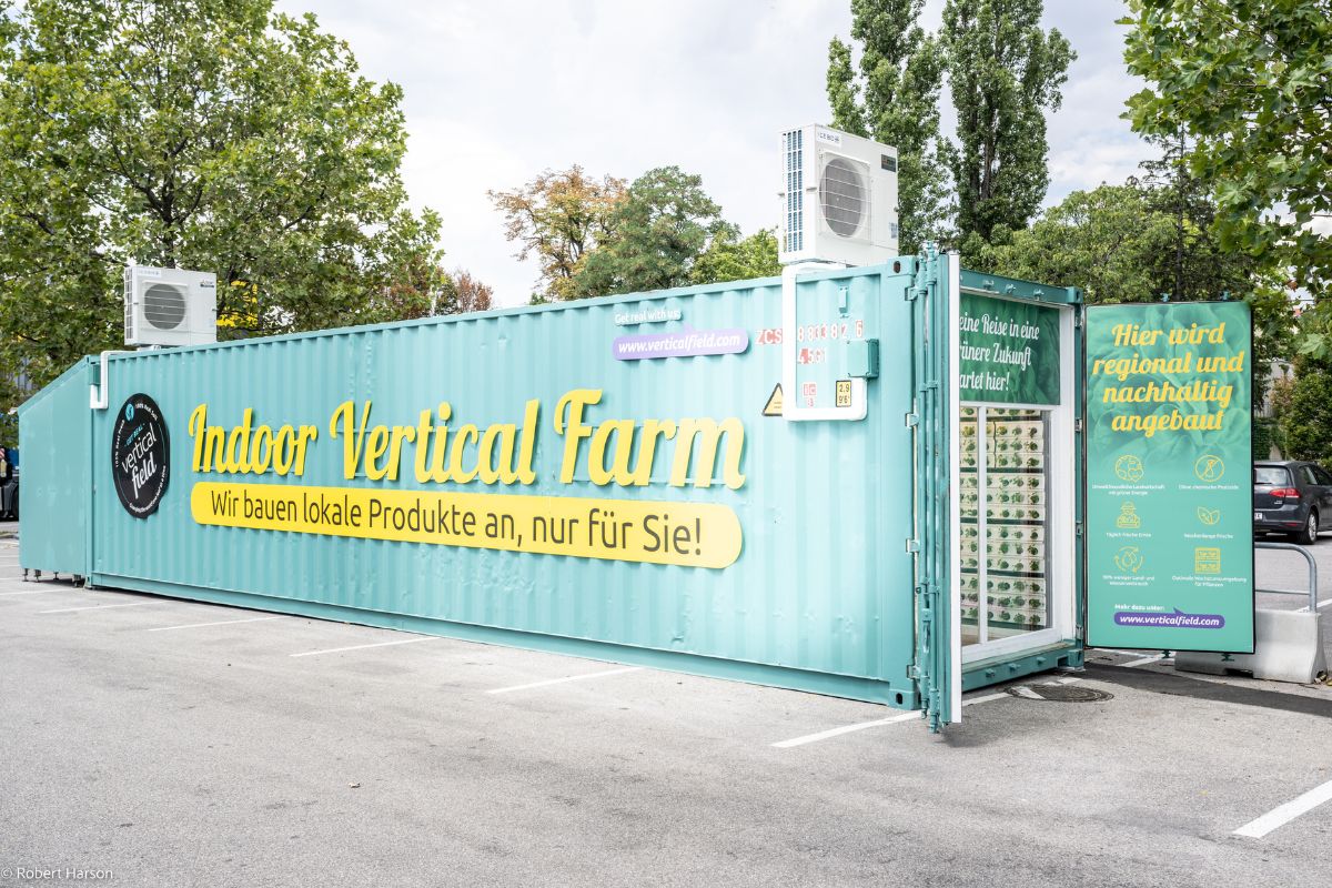 Vertical Farming for Austrian Food Retailer